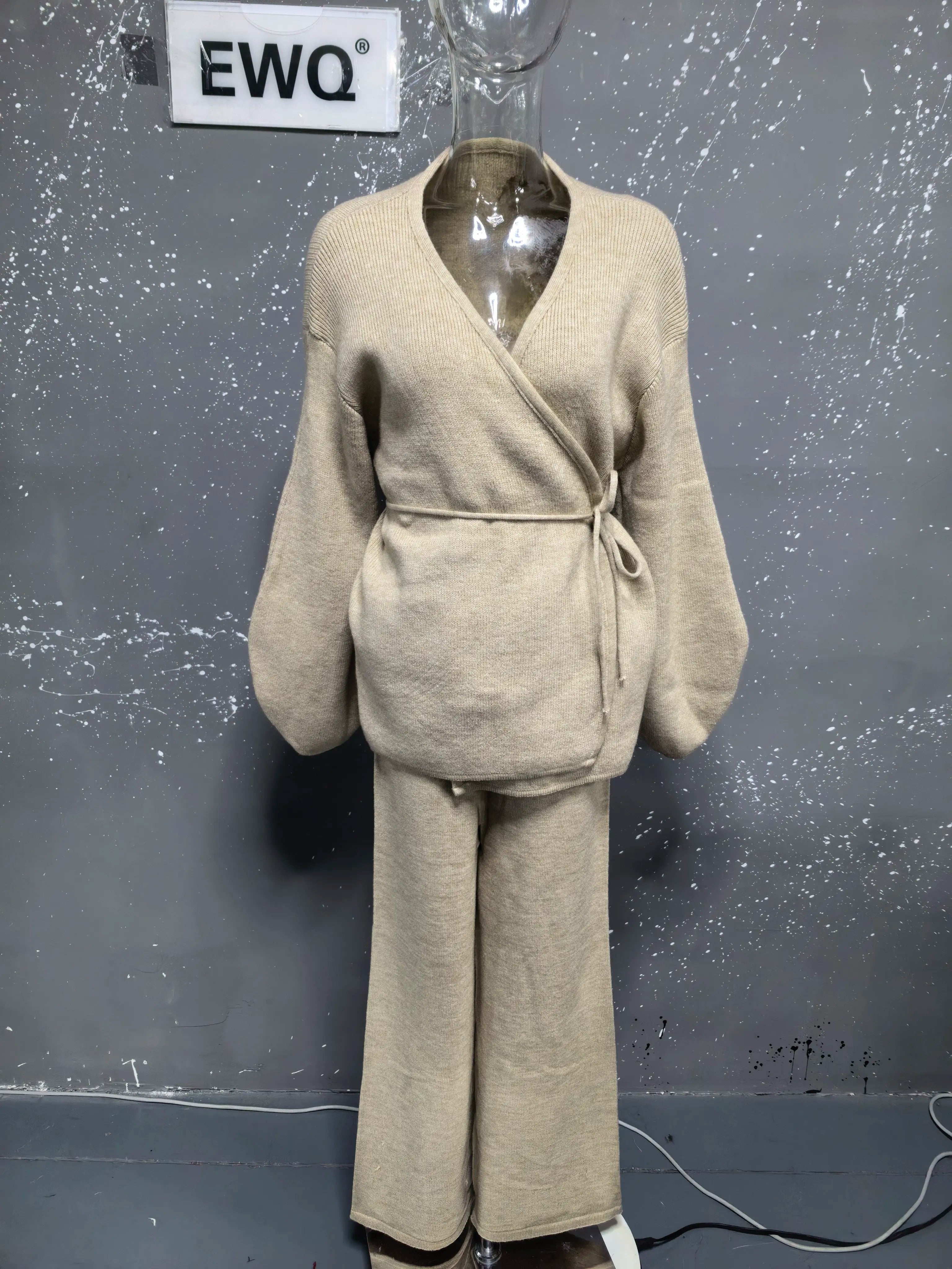 Women’s V‑Neck Knit Set