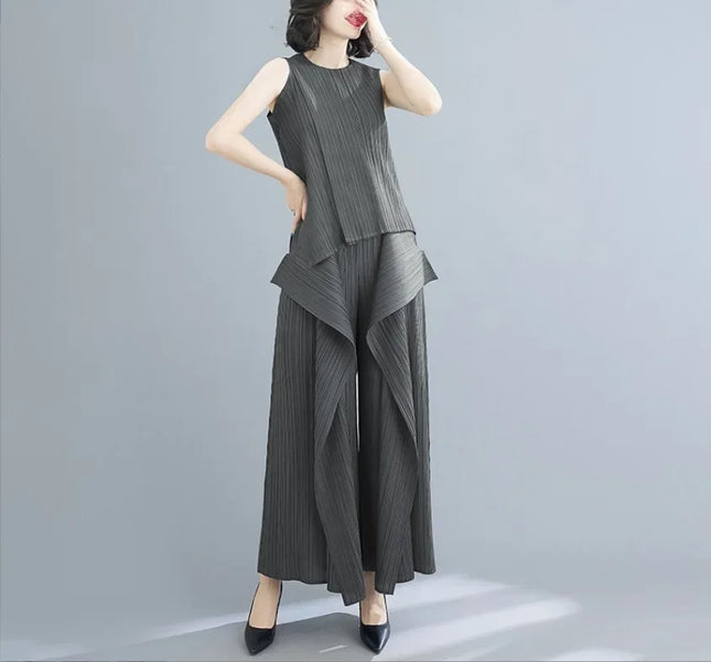 Tri-Crepe Pleated Slimming Mermaid Pants for Women Elegant & Trendy