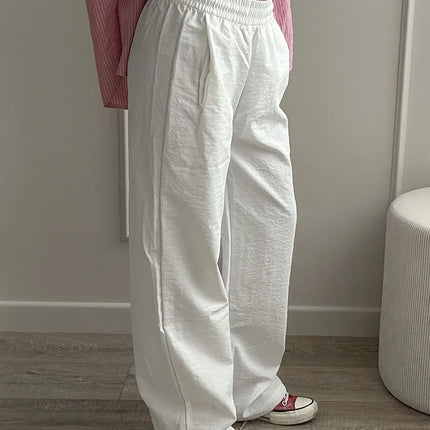Stay Fresh & Stylish – High-Waist White Wide-Leg Sweatpants