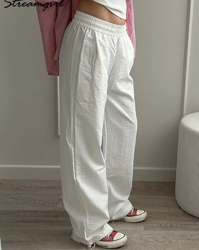 Stay Fresh & Stylish – High-Waist White Wide-Leg Sweatpants