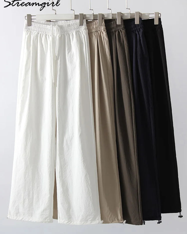 Stay Fresh & Stylish – High-Waist White Wide-Leg Sweatpants