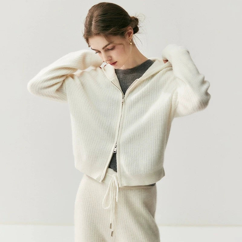 Women’s Cashmere Knitted Hooded Set