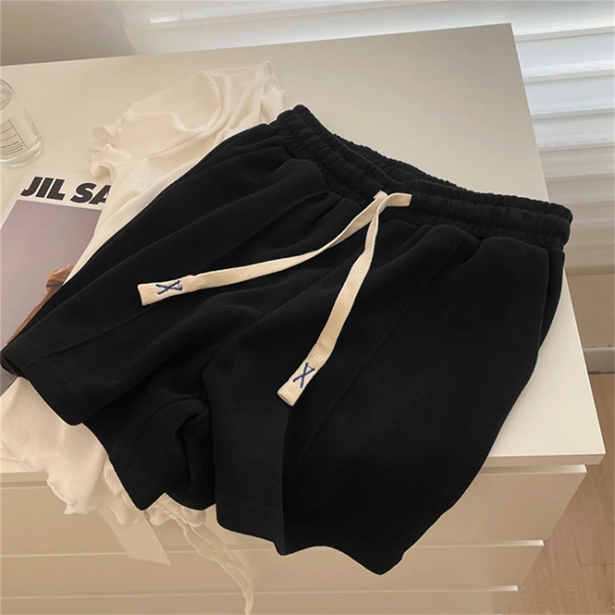 Comfy Retro Korean High-Waist Loose Shorts – Relaxed Chic & Sporty Comfort