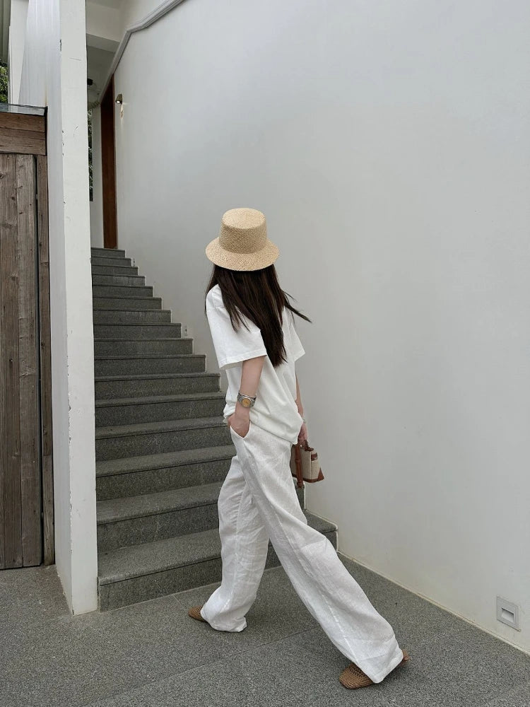 Pantaloni bianchi da donna a vita alta e gamba larga – Leggeri e comodi