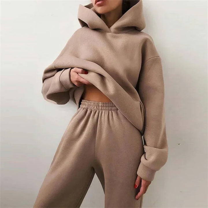 Women’s Soft Two-Piece Lounge Set with Relaxed Fit