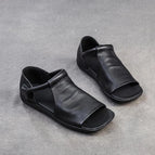 Black / 35