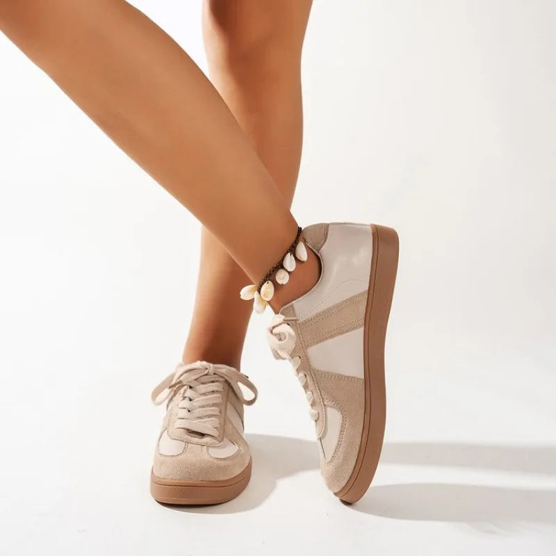 Patchwork Retro Lace-Up Flat Sneakers Women
