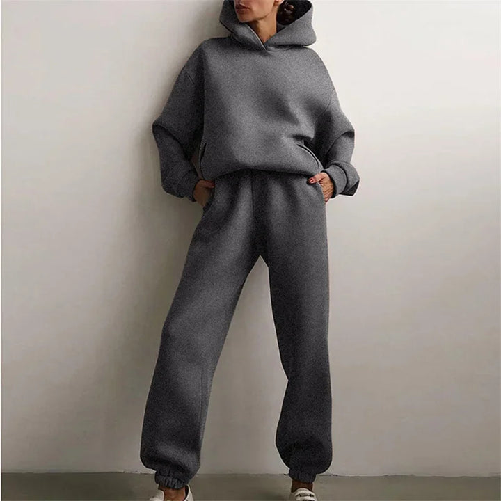 Women’s Soft Two-Piece Lounge Set with Relaxed Fit