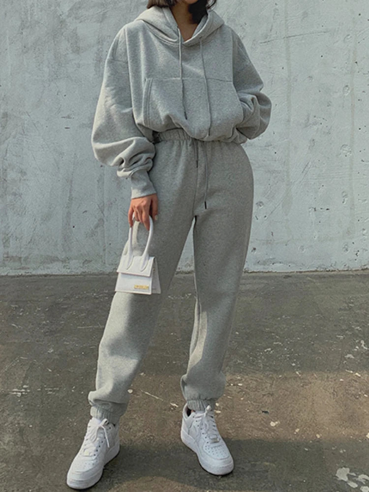 Women’s Fleece Tracksuit Set – Soft Hoodie & Jogger Pants for Cozy Style-HighTouch