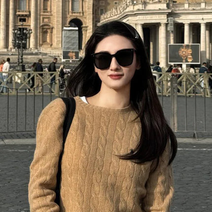 Women’s Thick Knit Oversized Pullover