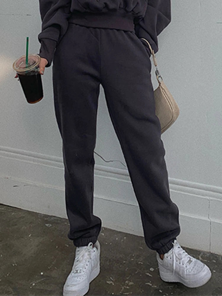 Women’s Fleece Tracksuit Set – Soft Hoodie & Jogger Pants for Cozy Style