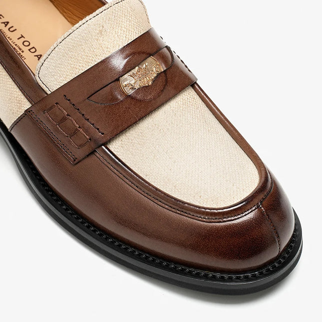 Cat Embroidered Ballet loafer for women