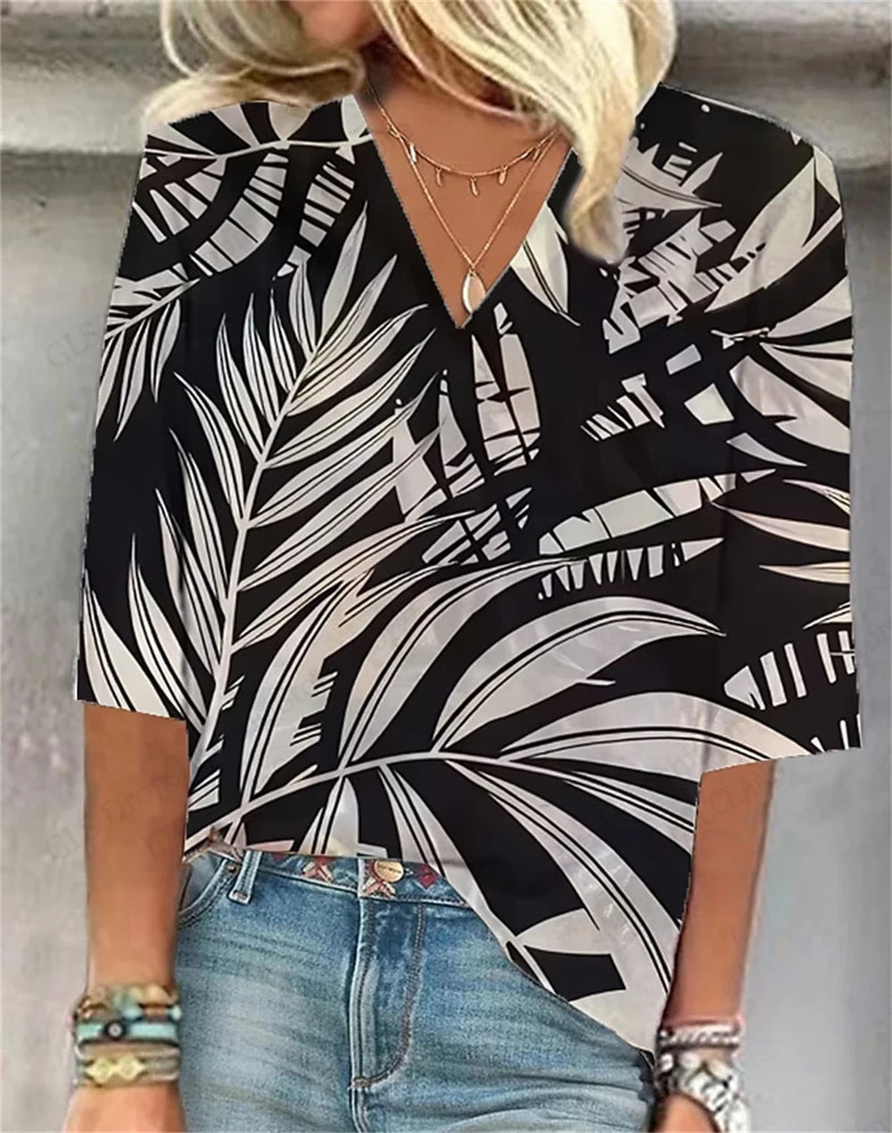 Vintage 3D Floral Oversized V‑Neck Tee – Breezy Summer Style