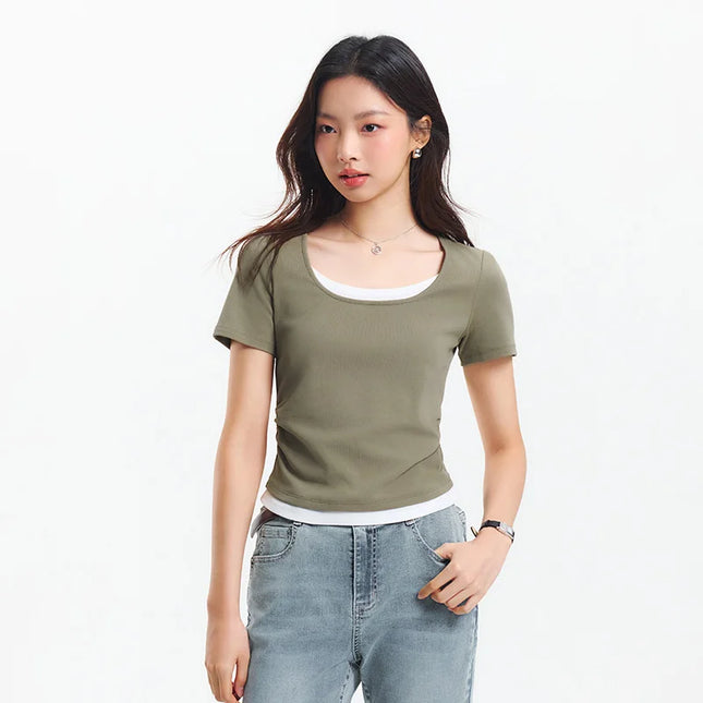 Sleek Fake Two‑Piece Cropped Tee – Slimming U‑Neck for Chic