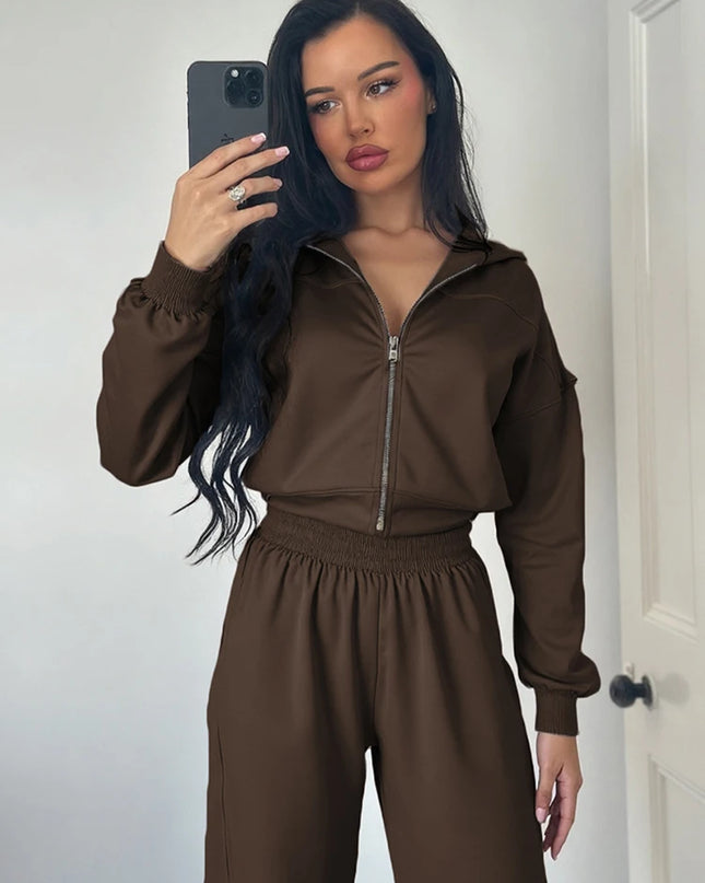 Women’s Panel-Stripe Hoodie & Wide-Leg Tracksuit Set – Sporty Retro Comfort
