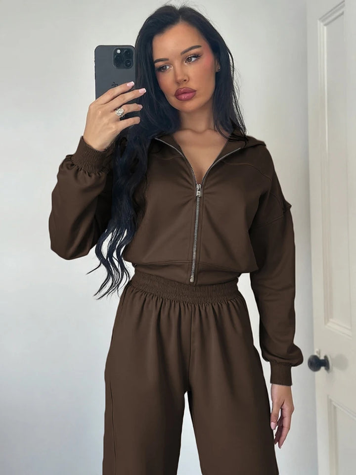 Women’s Panel-Stripe Hoodie & Wide-Leg Tracksuit Set – Sporty Retro Comfort-HighTouch