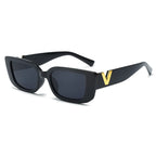 Retro Small‑Frame Cat‑Eye Sunglasses-HighTouch