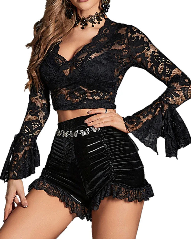 Retro-Lace Pleated Shorts for Effortless Summer Flair