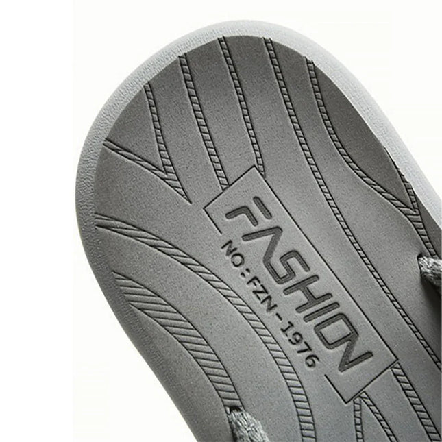 Men’s Anti-Slip Beach Flip-Flops – Lightweight & Breathable Summer Sandals