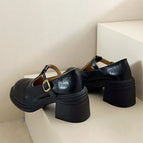 Black / 35