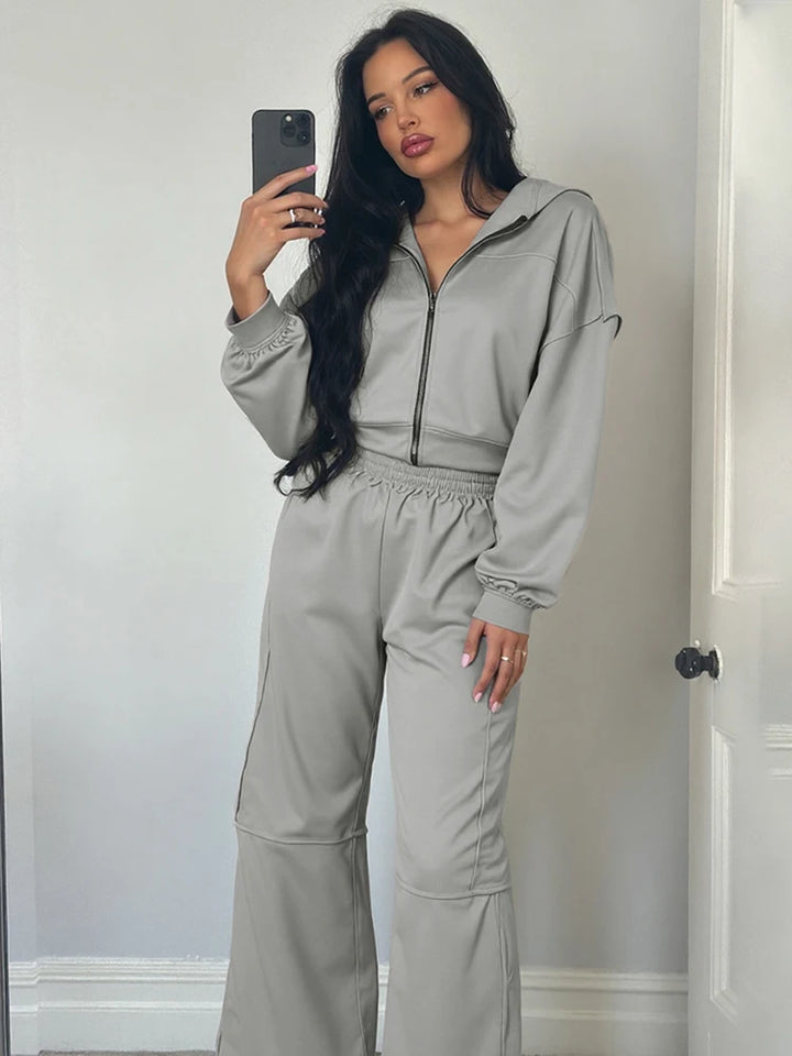 Women’s Panel-Stripe Hoodie & Wide-Leg Tracksuit Set – Sporty Retro Comfort-HighTouch