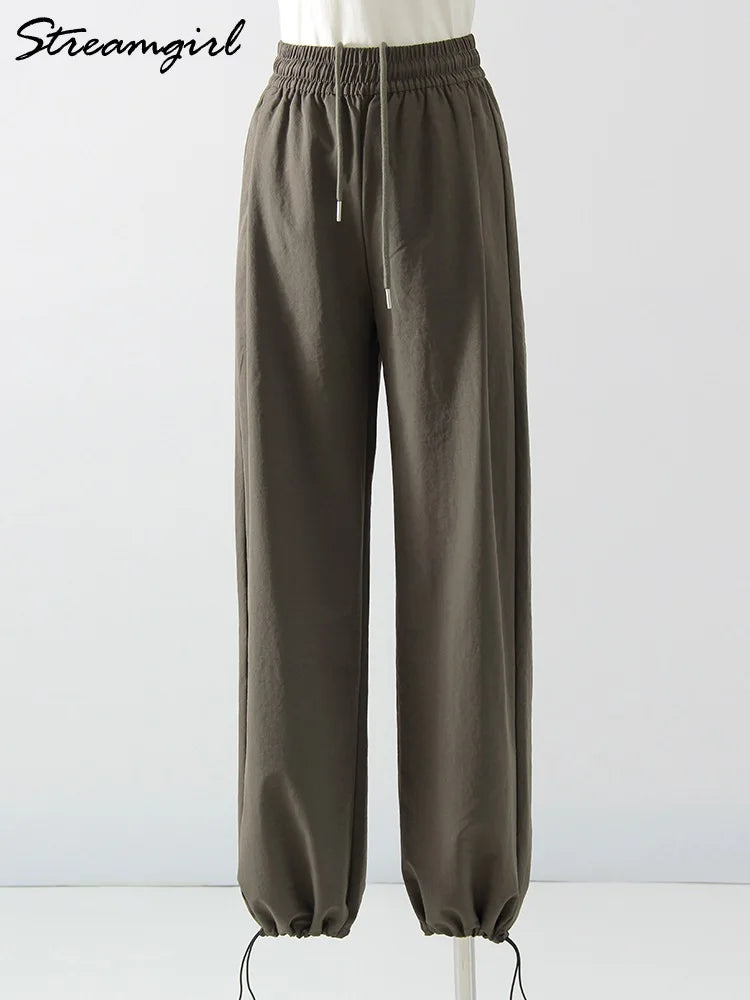 Stay Fresh & Stylish – High-Waist White Wide-Leg Sweatpants-HighTouch