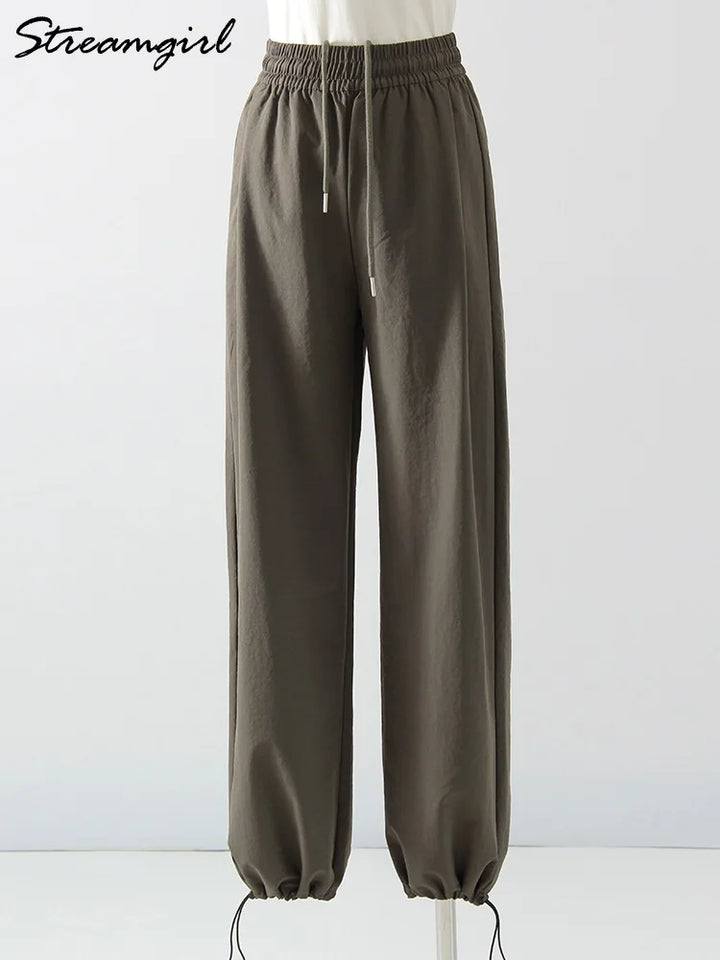 Stay Fresh & Stylish – High-Waist White Wide-Leg Sweatpants-HighTouch