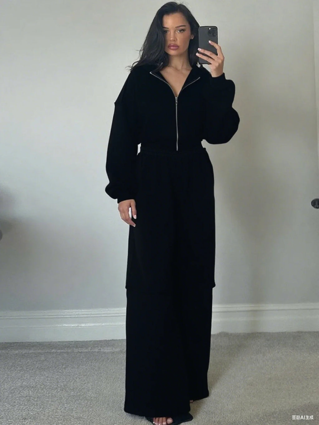 Women’s Panel-Stripe Hoodie & Wide-Leg Tracksuit Set – Sporty Retro Comfort