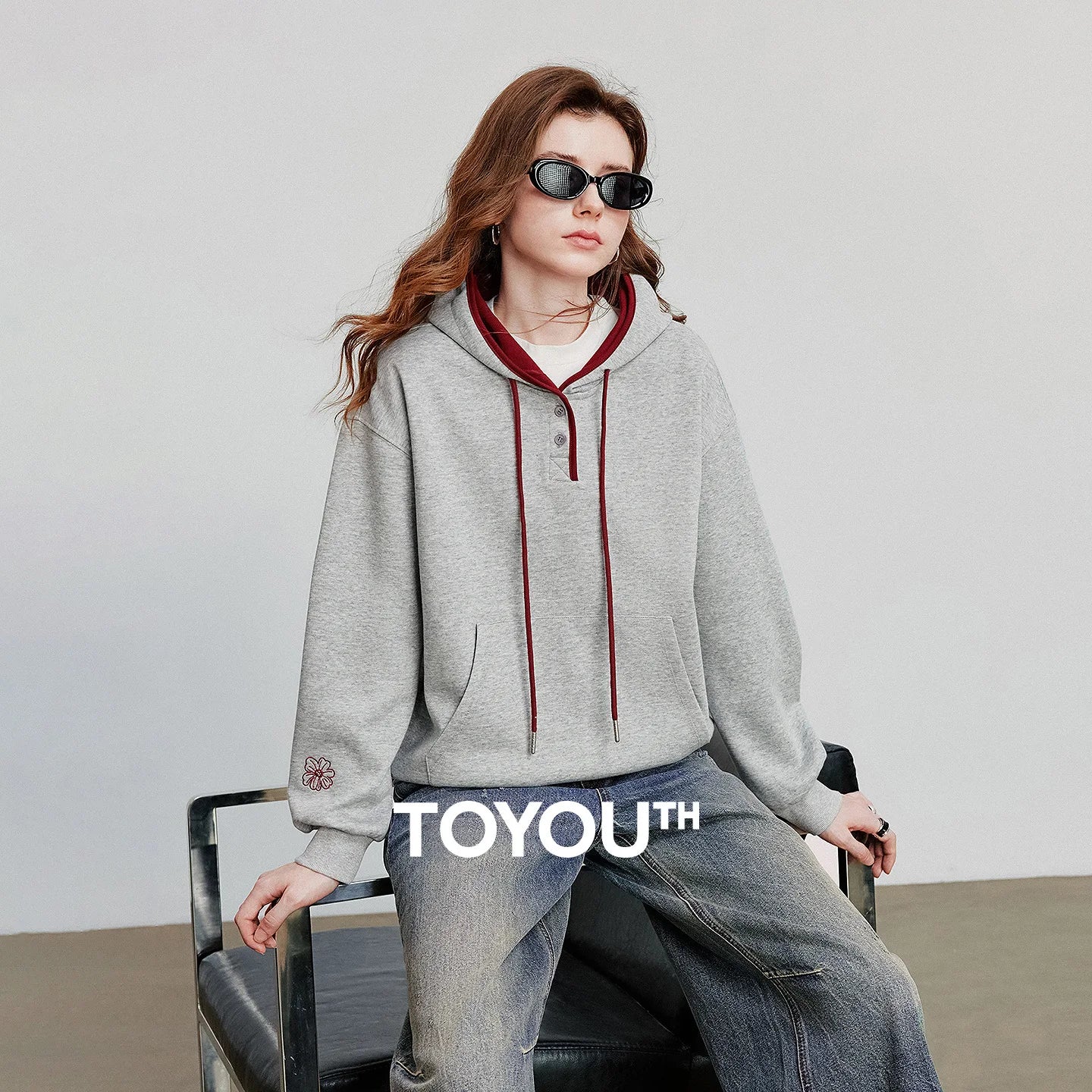 Women’s Embroidered Contrast Color Hoodie