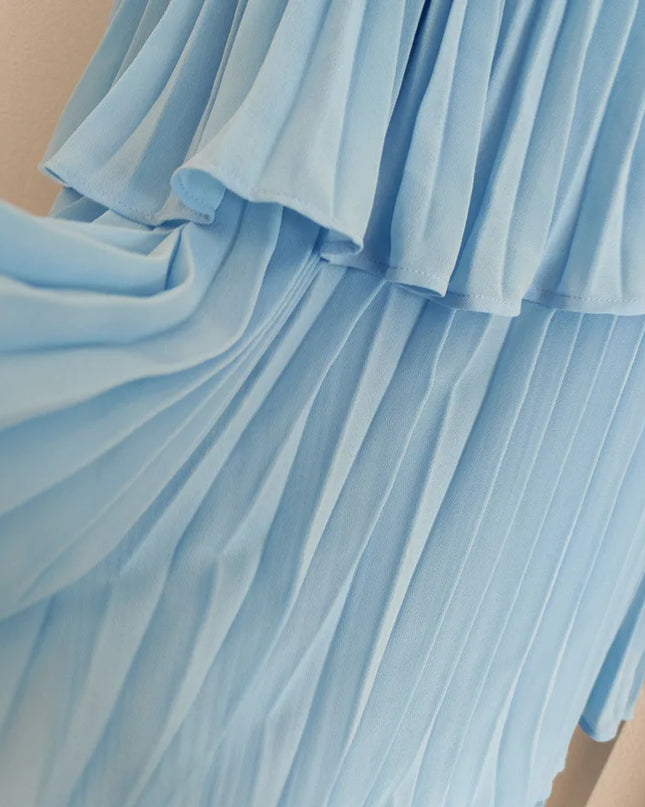 Elegant Diamond Pleated A-Line Evening Dress – Sleeveless V-Neck Gown