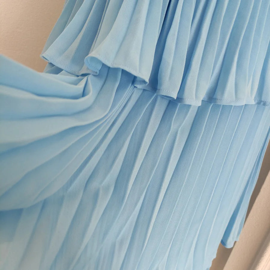 Elegant Diamond Pleated A-Line Evening Dress – Sleeveless V-Neck Gown-HighTouch