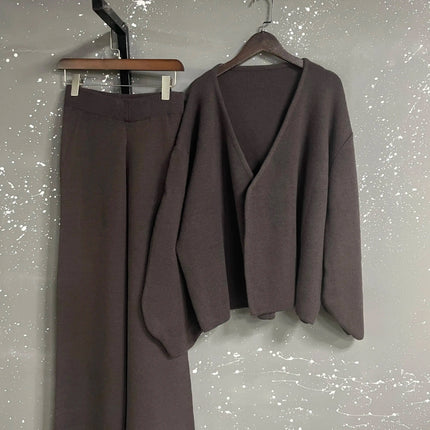 Women’s V‑Neck Knit Set