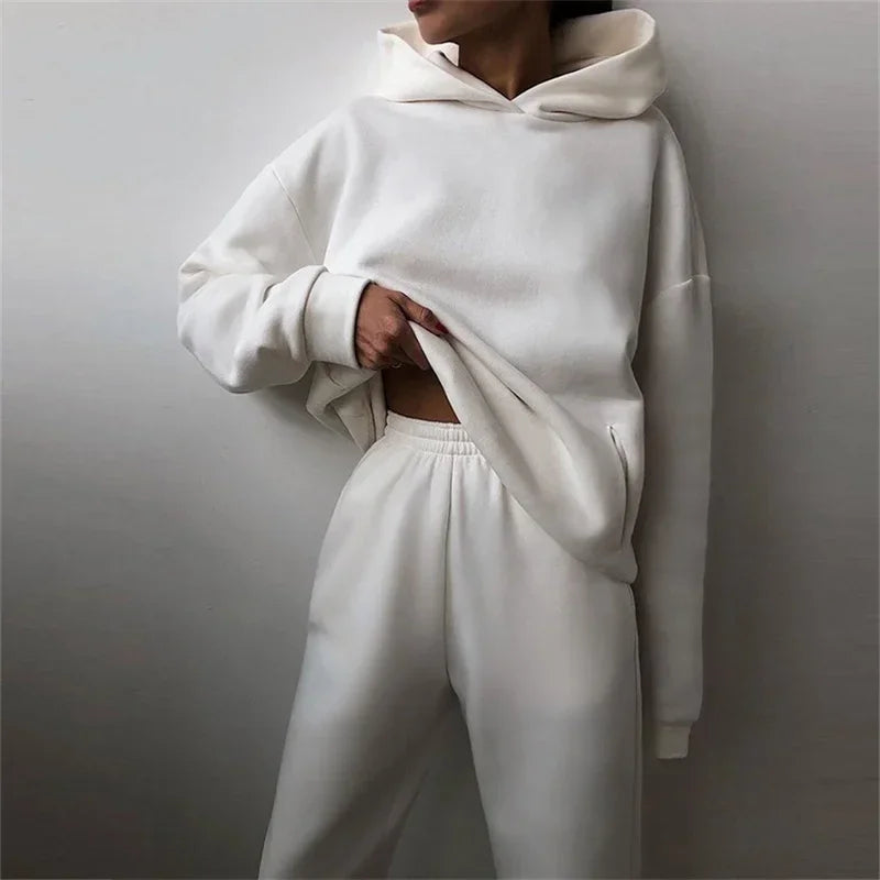 Women’s Soft Two-Piece Lounge Set with Relaxed Fit