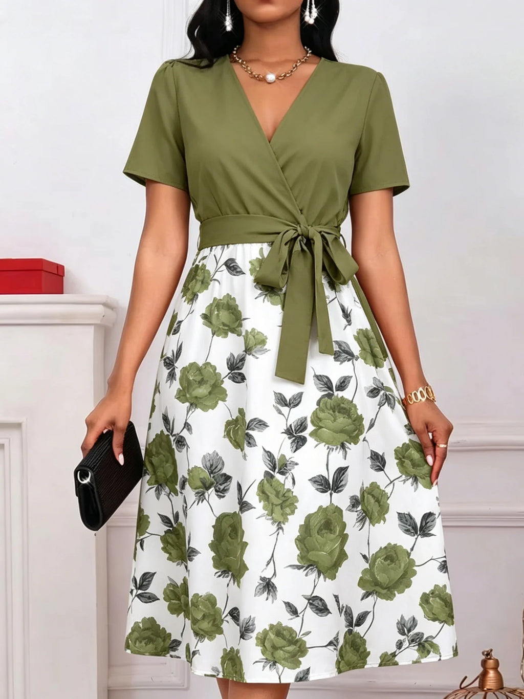 Women's Floral Print V-Neck Tie Waist Midi Dress