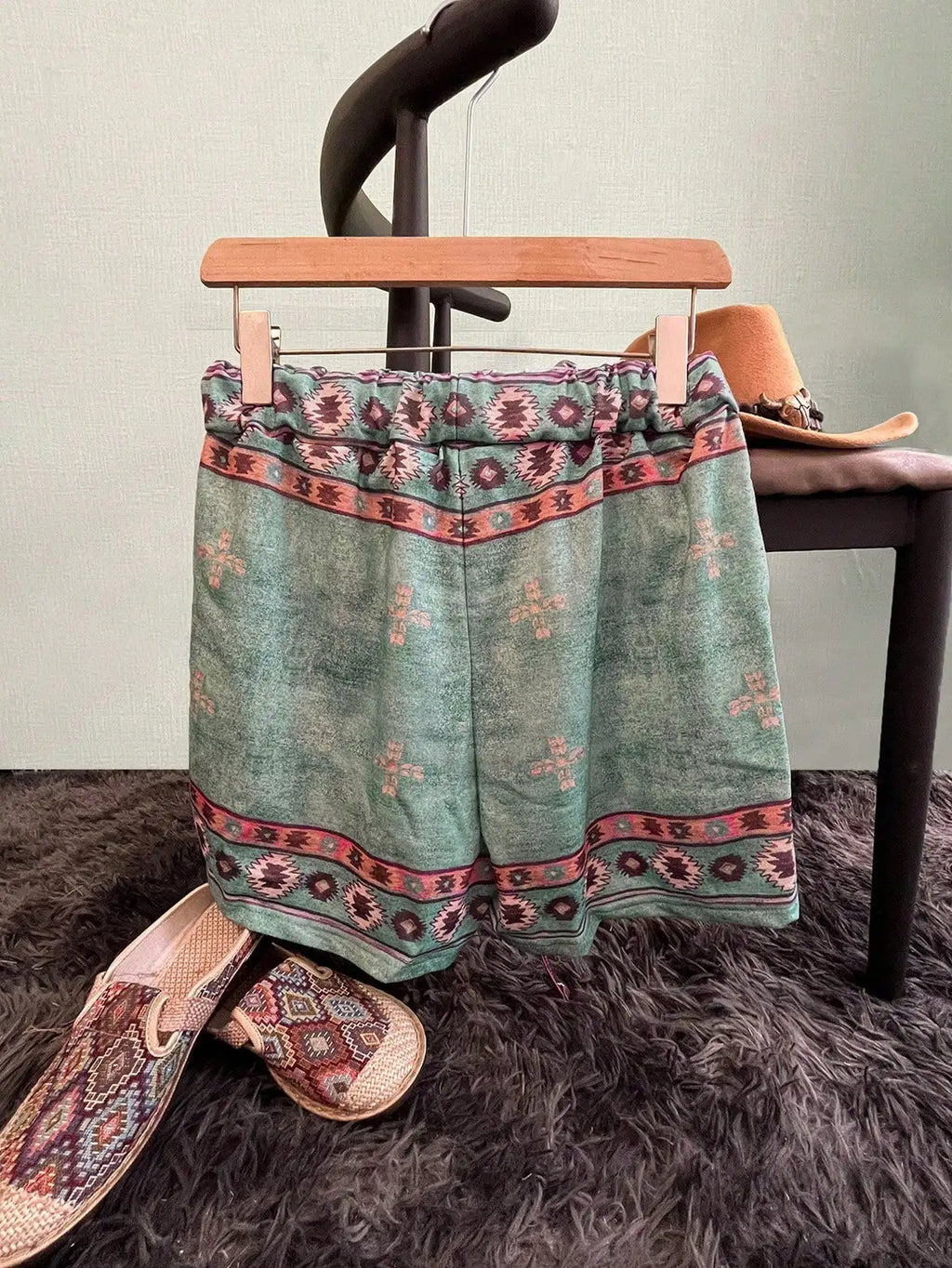 Western Ethnic Resort Style Printed Shorts – Women’s Retro Summer Geometric Bottoms