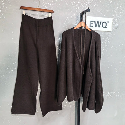 Women’s V‑Neck Knit Set