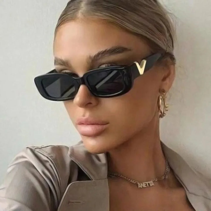 Retro Small‑Frame Cat‑Eye Sunglasses-HighTouch