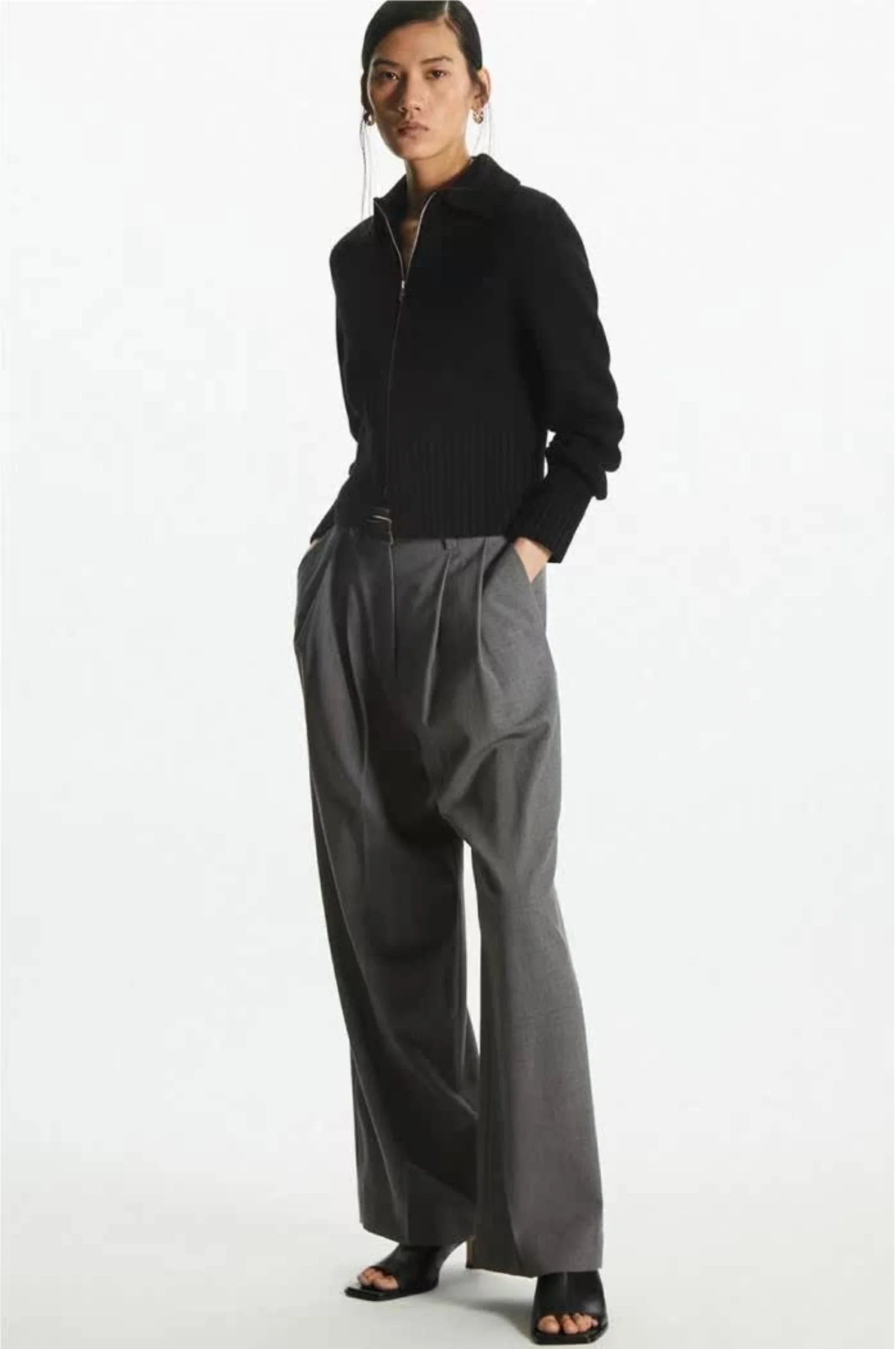 Ethereal Kostuum 2025 Tailored Short Wool Coat