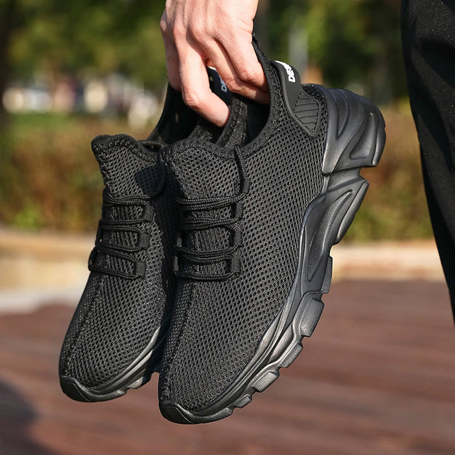 Men’s Lightweight Breathable Running Shoes