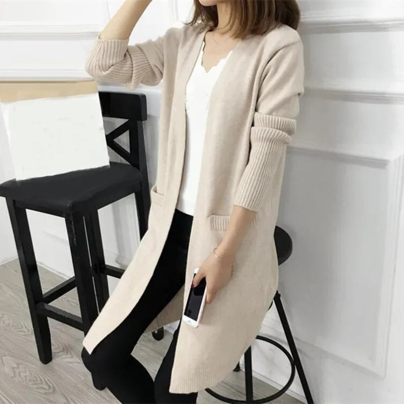 Women’s Long Winter Zipper Jacket – Elegant Street-Style Coat with Pockets