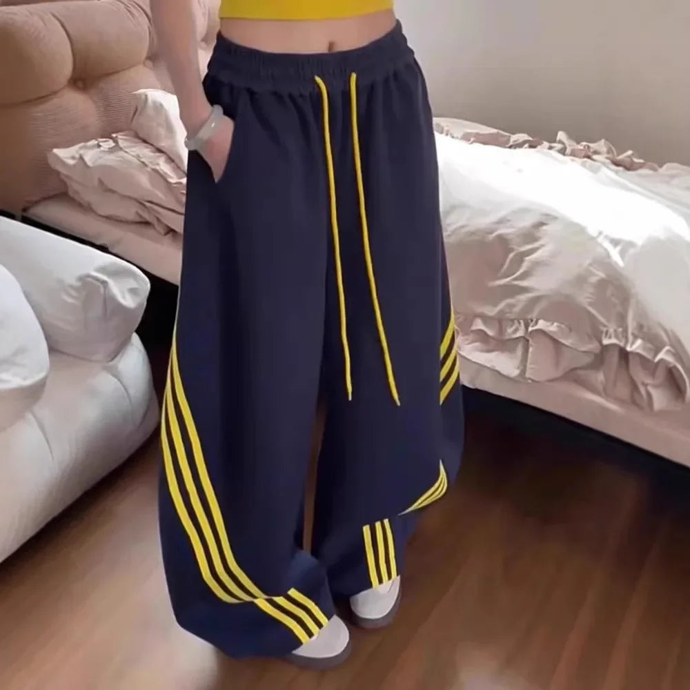 Vintage Wide-Leg Sweatpants – Loose-Fit Casual Trousers for Men-HighTouch