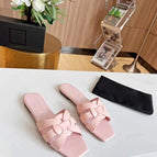 Light pink / 34