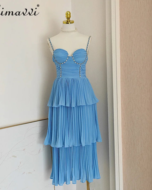 Elegant Diamond Pleated A-Line Evening Dress – Sleeveless V-Neck Gown
