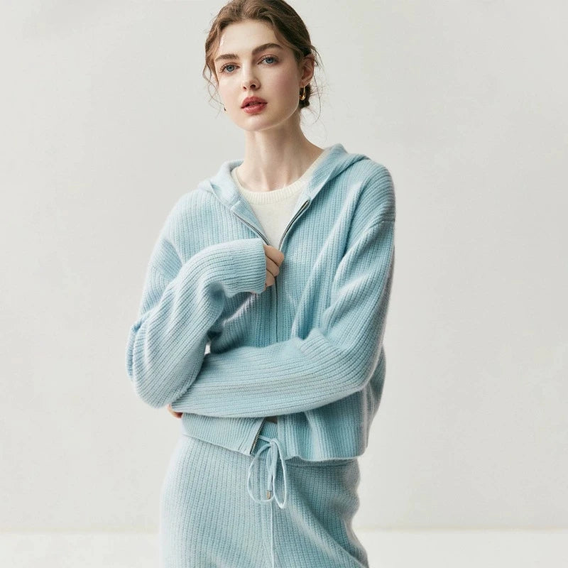 Women’s Cashmere Knitted Hooded Set