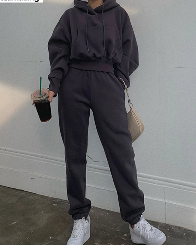 Women’s Fleece Tracksuit Set – Soft Hoodie & Jogger Pants for Cozy Style