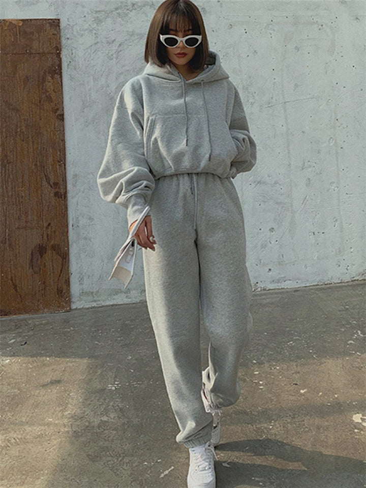 Women’s Fleece Tracksuit Set – Soft Hoodie & Jogger Pants for Cozy Style-HighTouch