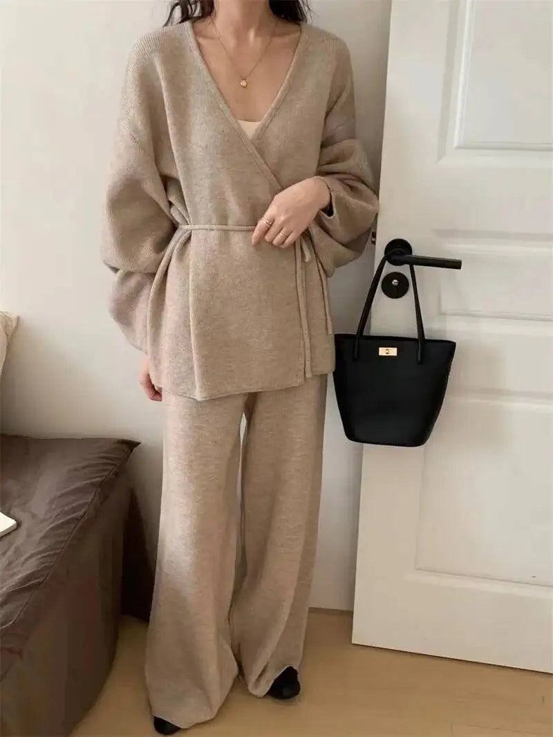 Women’s V‑Neck Knit Set