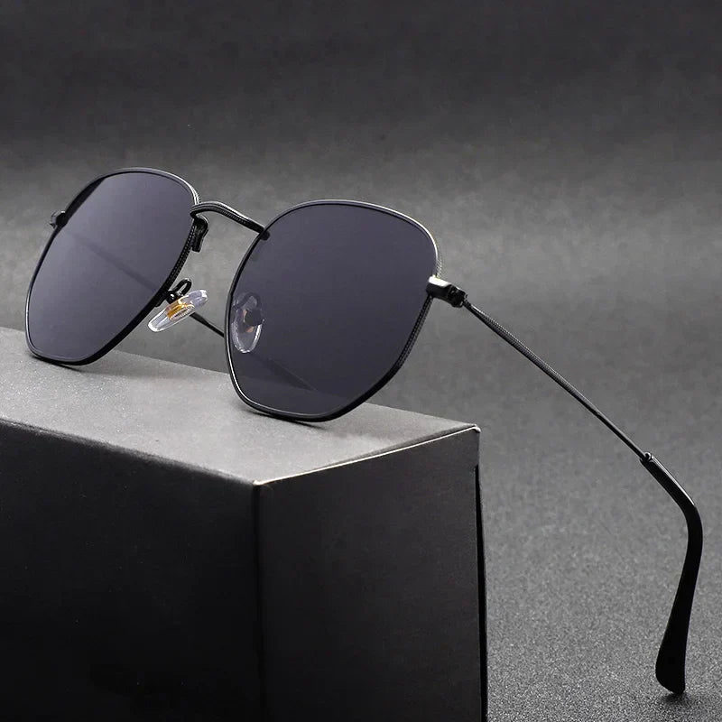 Stylish Avient Sunglasses for Ultimate UV Protection