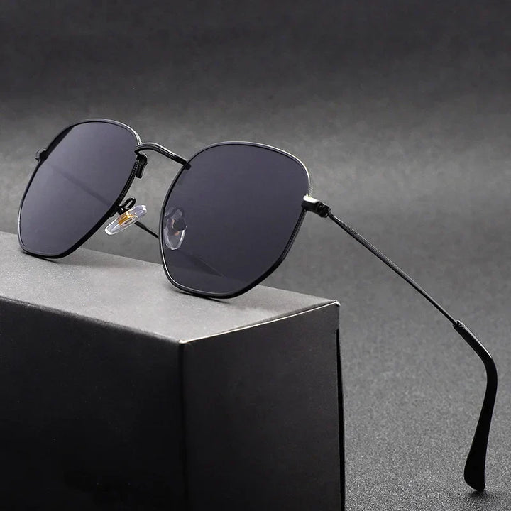 Stylish Avient Sunglasses for Ultimate UV Protection