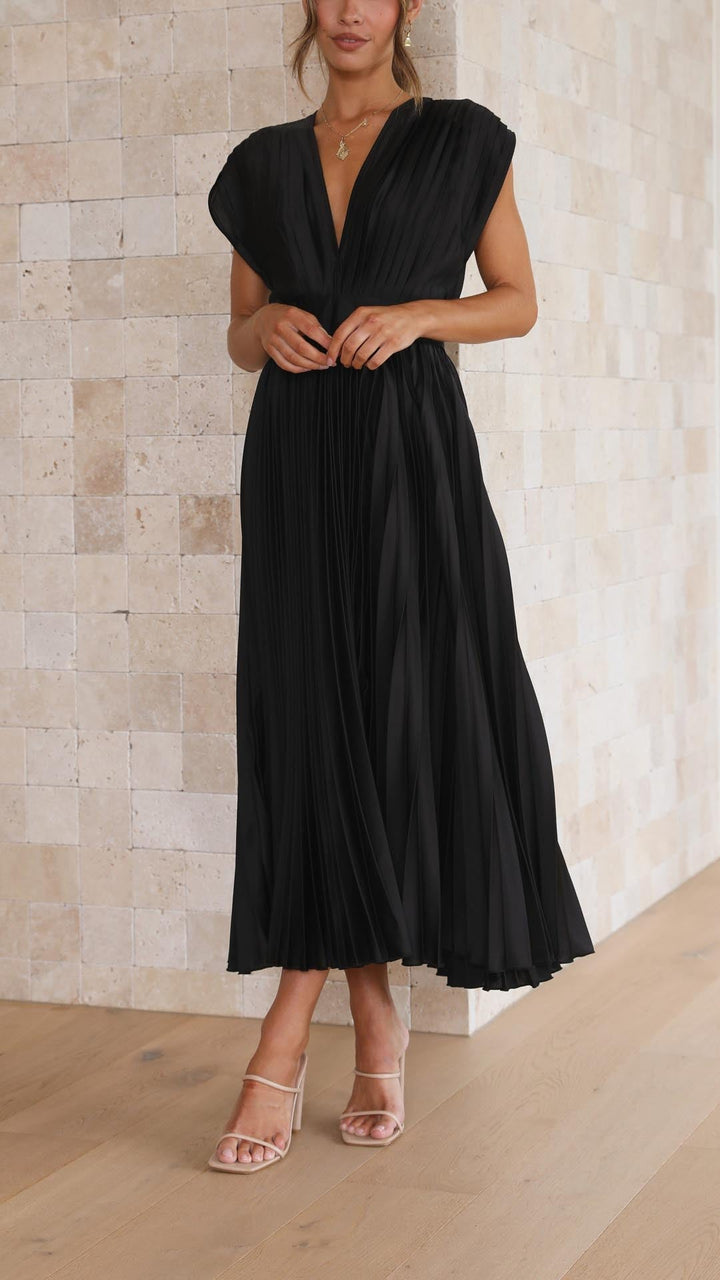 Maria Pleated Maxi Elite Collection